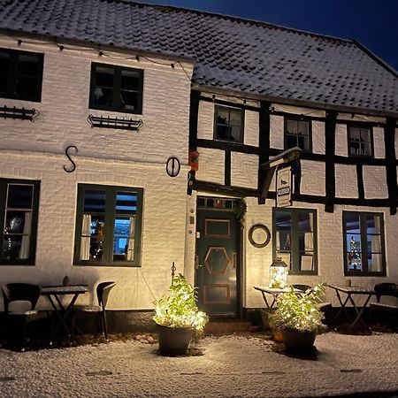 Bed and Breakfast Restaurant Saelhunden Ribe Exterior foto