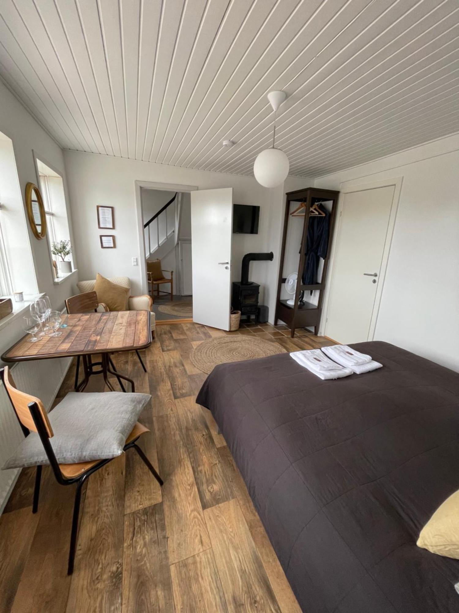 Bed and Breakfast Restaurant Saelhunden Ribe Exterior foto