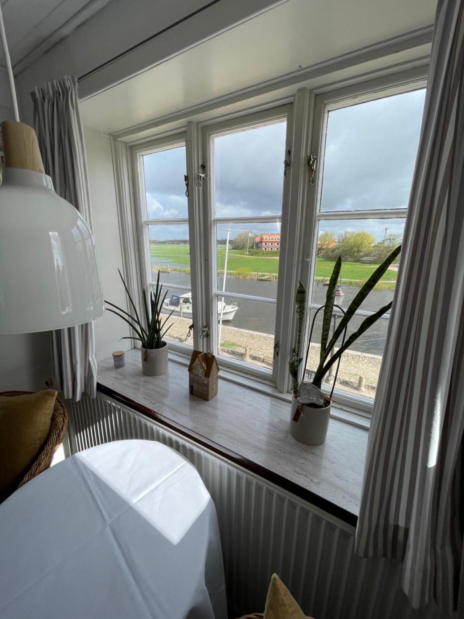 Bed and Breakfast Restaurant Saelhunden Ribe Exterior foto